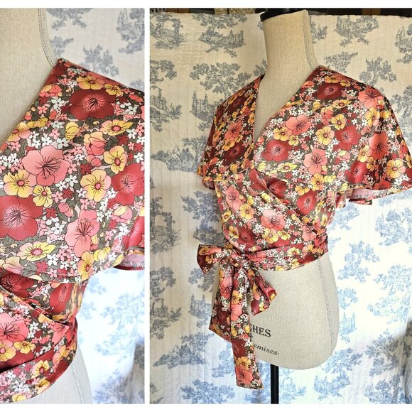 Size S to M Wide Collar Wrap Blouse Pink Yellow Floral New - Picture 1 of 13